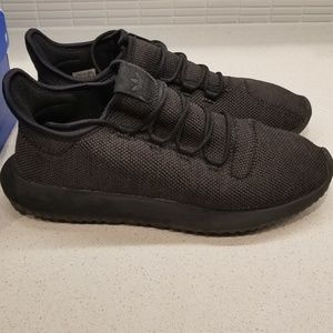 Adidas tubular shadow